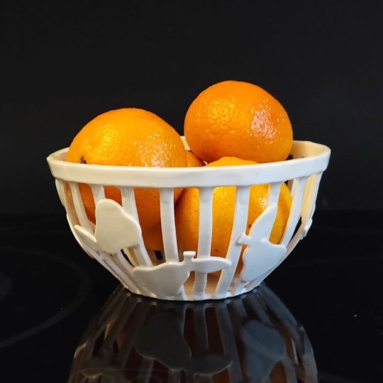 Mellan spjälskål med päron (glaserad) (S/H).jpg