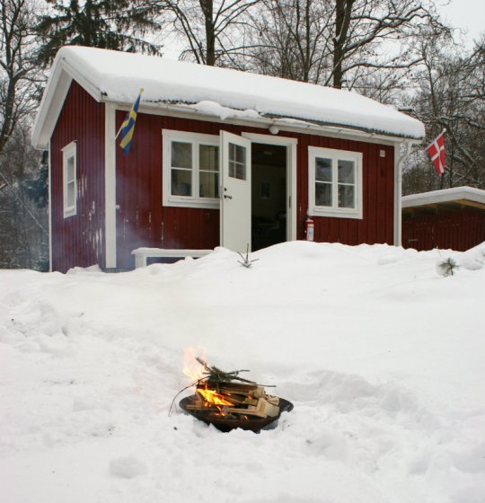 Eldfat framför ugnverkstan.jpg